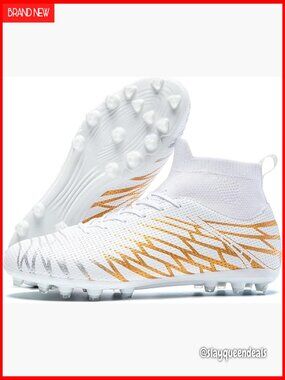 Lightweight Soccer Cleats with TPU Studs for Grass Turf Indoor Training